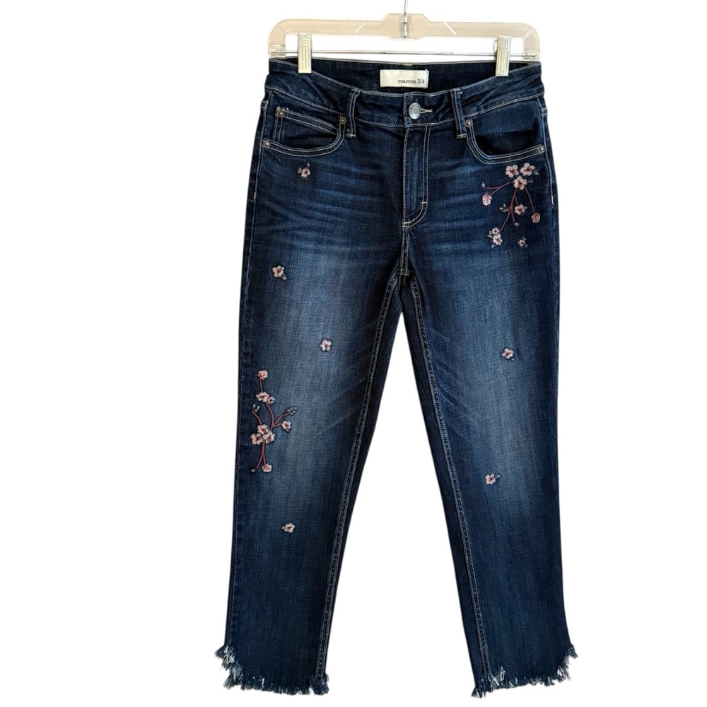 Maurice’s Floral Embroidered Boyfriend Jean Size‎ 3/4